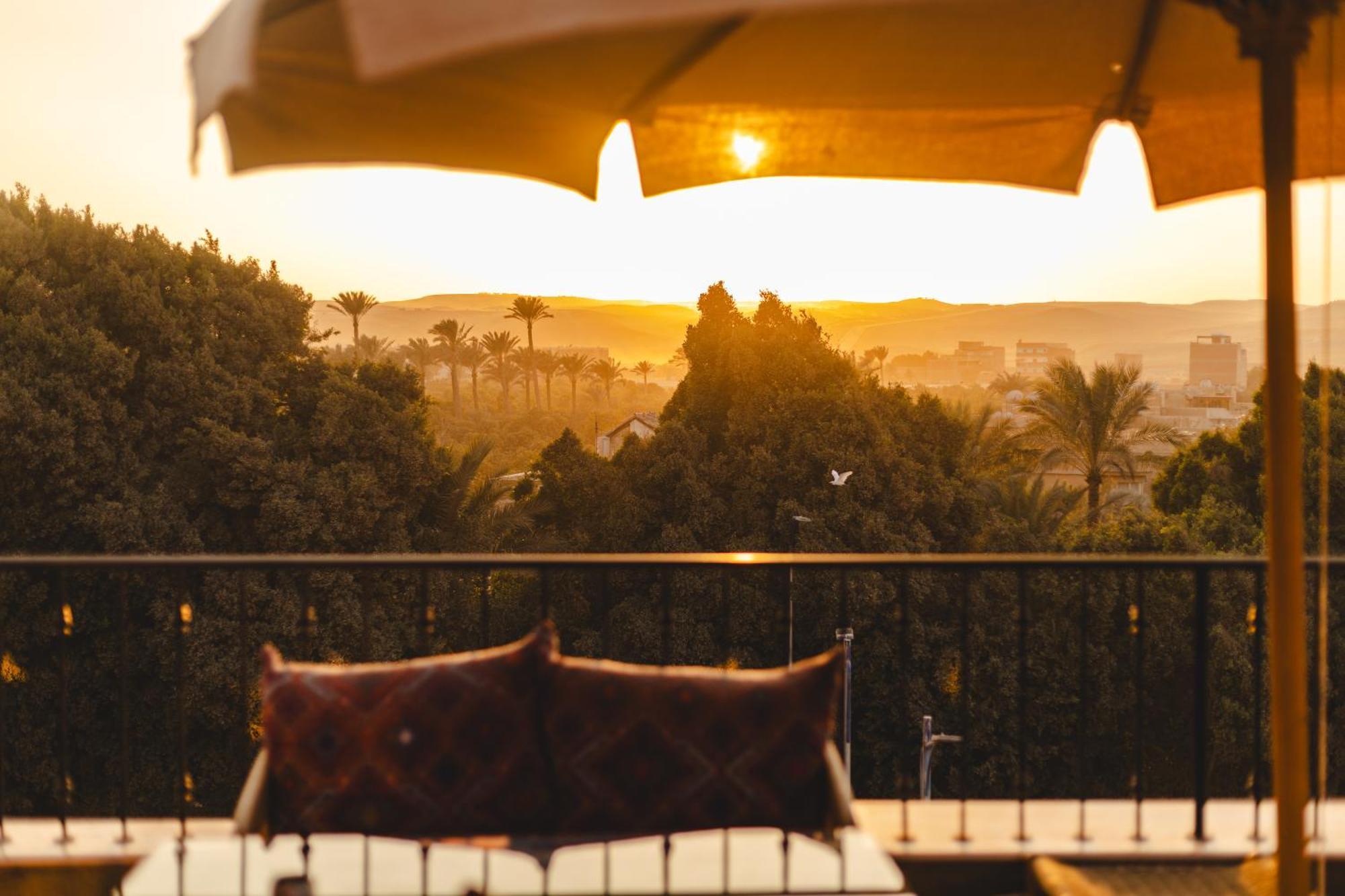 Almas Pyramids View Hotel Kafrat al Jabal Exterior photo